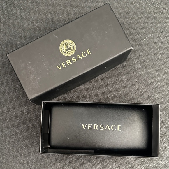Versace sunglasses with box/case - Picture 9 of 11
